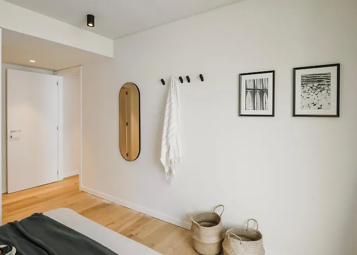 Figueira - 2 Bedrooms And Pool In Areeiro 아파트 리스본