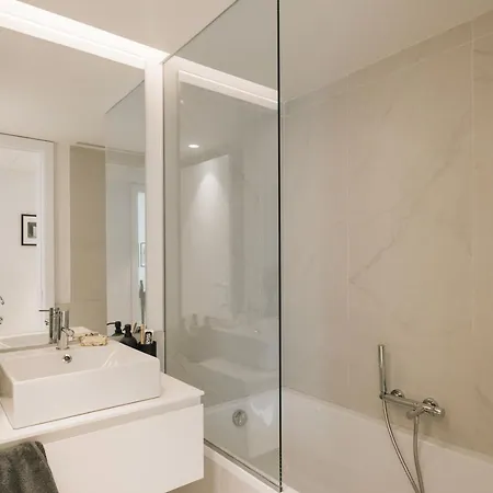 Figueira - 2 Bedrooms And Pool In Areeiro Apartment Lisbon
