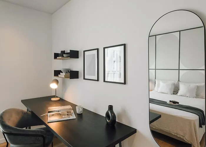 דירה Figueira - 2 Bedrooms And Pool In Areeiro ליסבון